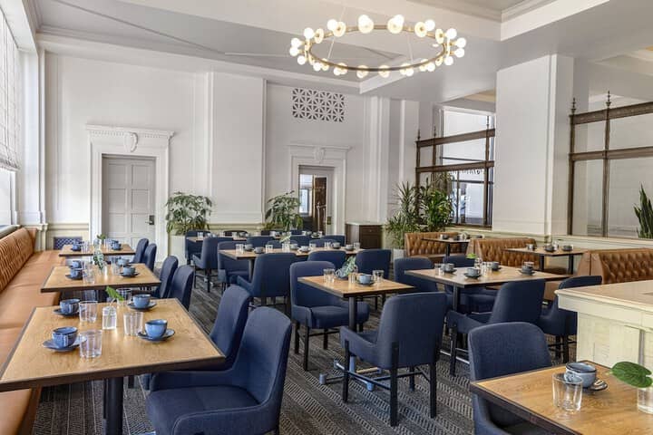 Dining 54 of 81
